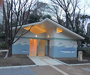 新宿中央公園（ちびっこ広場）トイレ